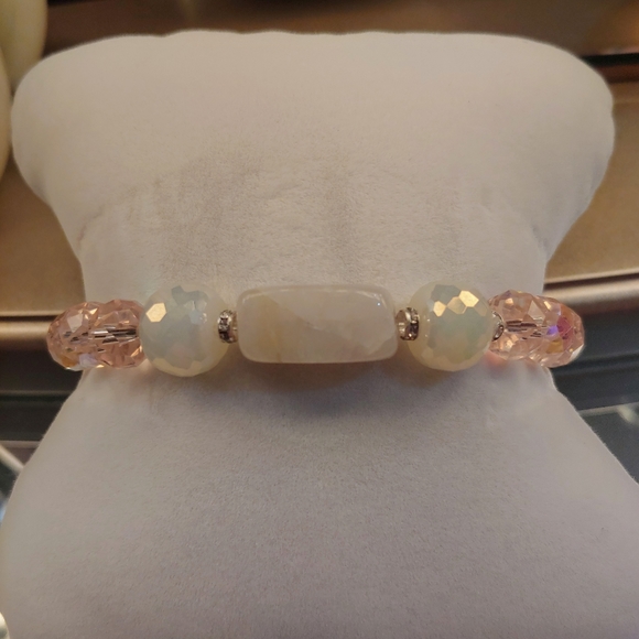 Handmade bracelets - Picture 4 of 4